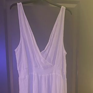 White v neck dress. 100% cotton. Never worn